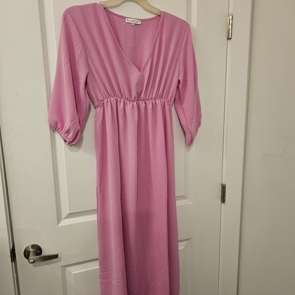 Elegant Pink Maxi Dress
